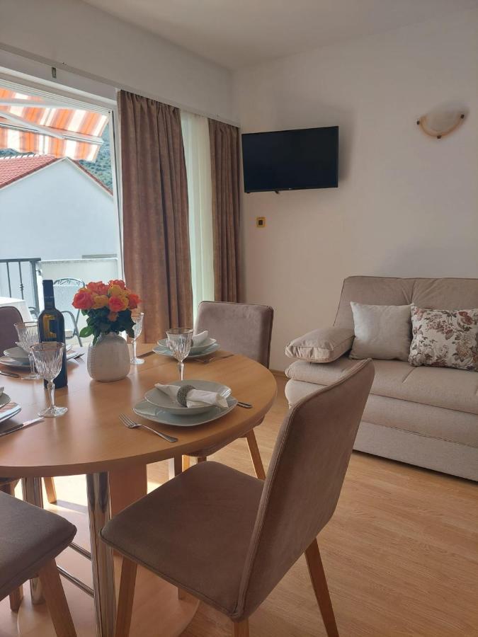 Apartments Zulim トロギール エクステリア 写真